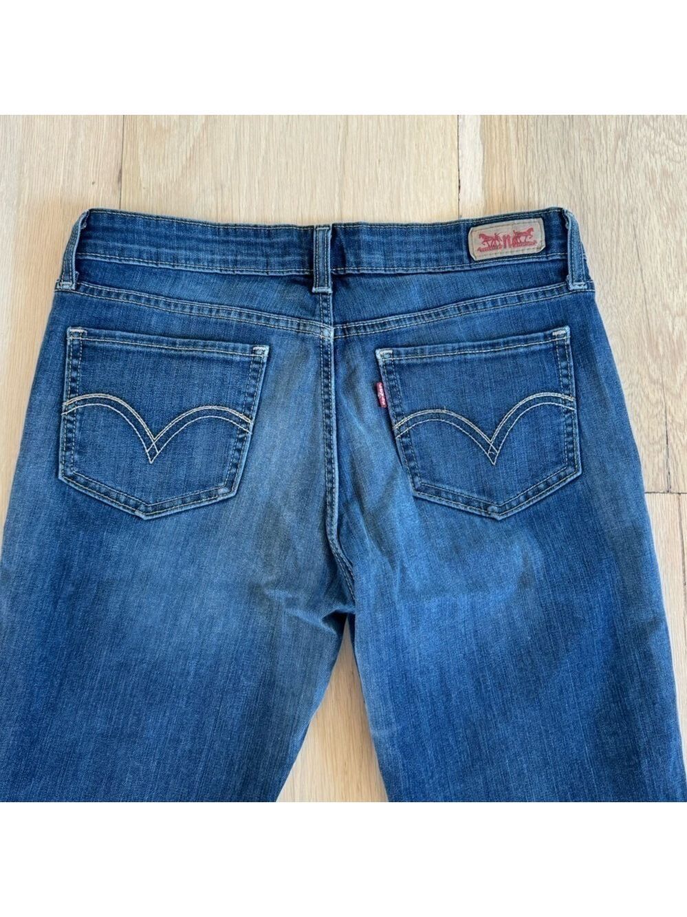 Levi’s 518 Superlow Dark Jeans Flare Wide Leg Size 32 - Picture 4 of 8